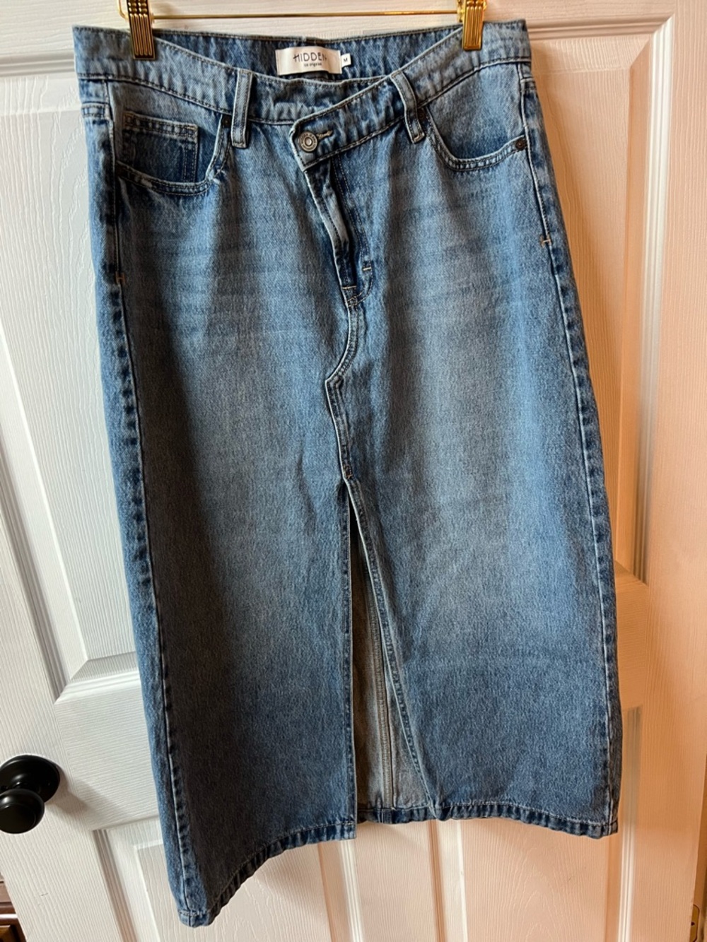 Midden Light Blue Denim Midi Skirt